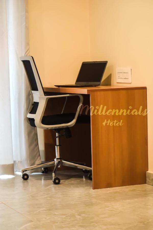 Millennials Hotel Anekal Eksteriør bilde